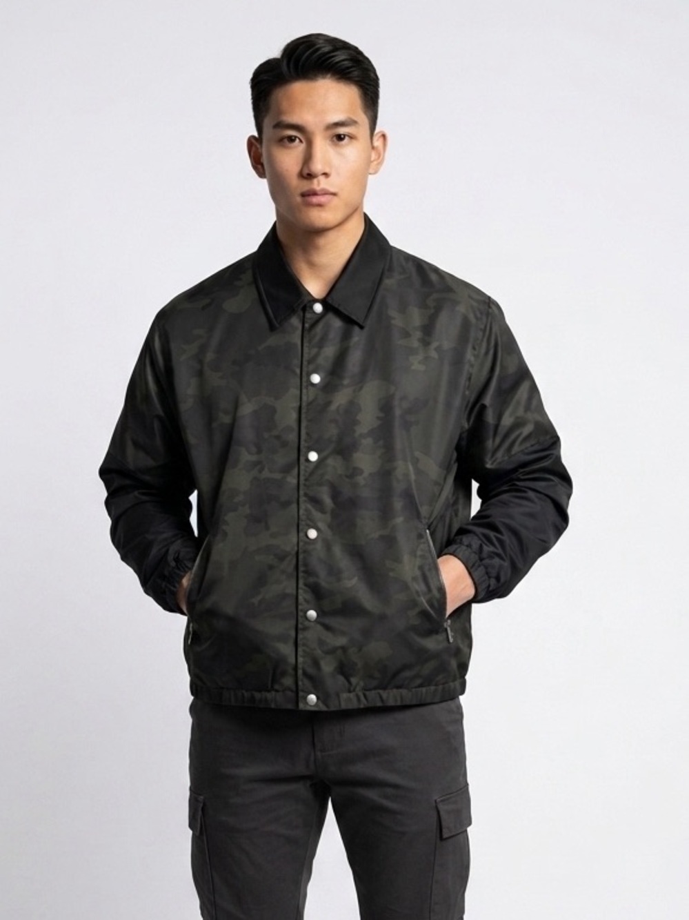 109 HELMUT LANG Men's Nylon Camo Bomber Snap-Front Jacket - Army Green/ Black XL